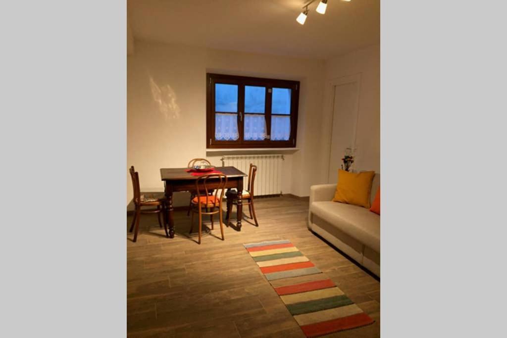 Aubert 64 Apartment Aosta Luaran gambar